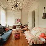 Charming And Spacious House With Leafy Private Garden Close To Historical Center Of Brussels